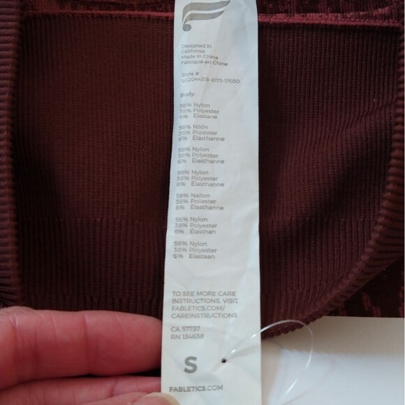 NWT Fabletics High Waisted Seamless Snakeskin 7/8 Leggings Size Small - Picture 10 of 12